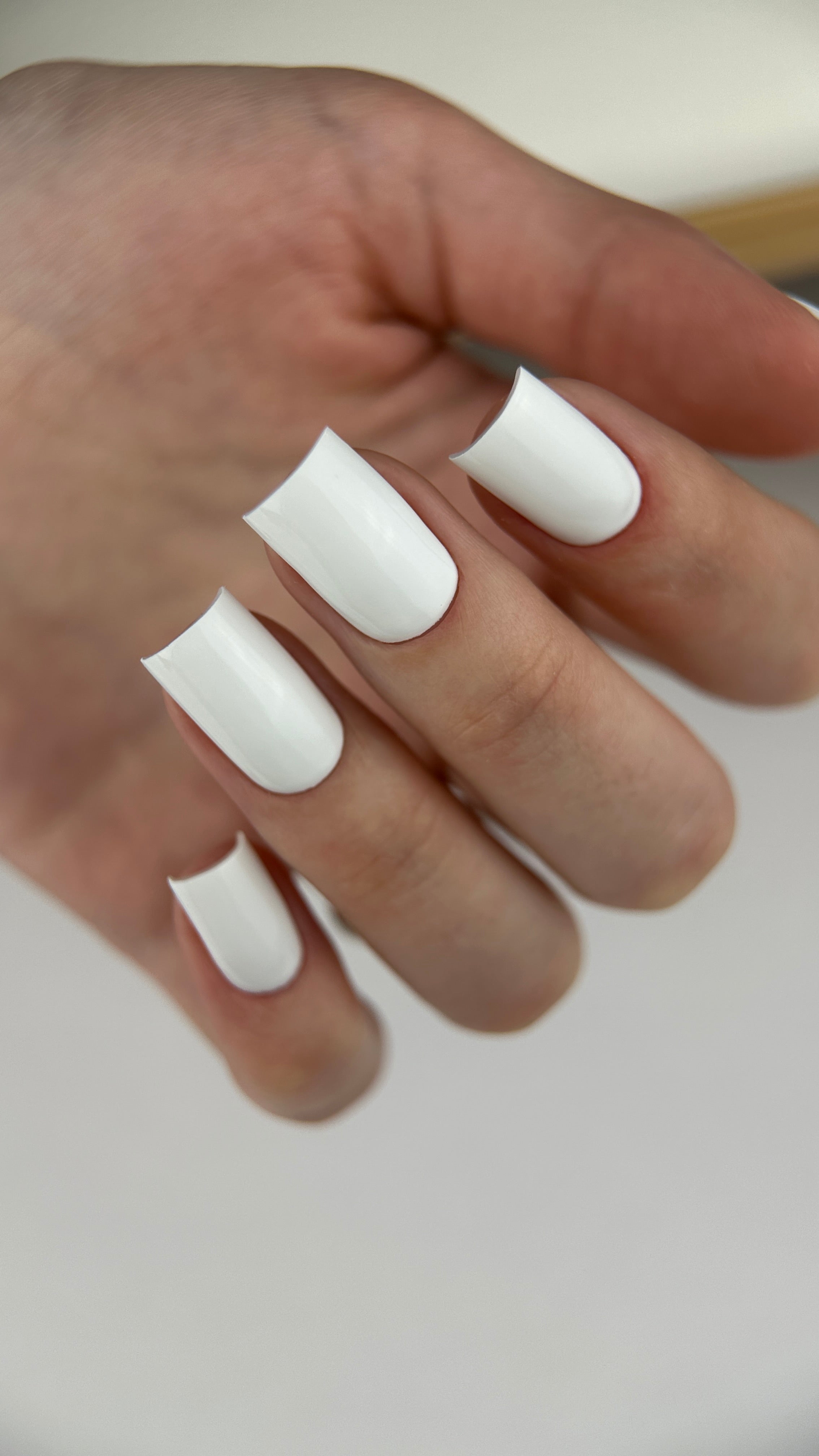 TOUCH Gel polish 02, 9ml
