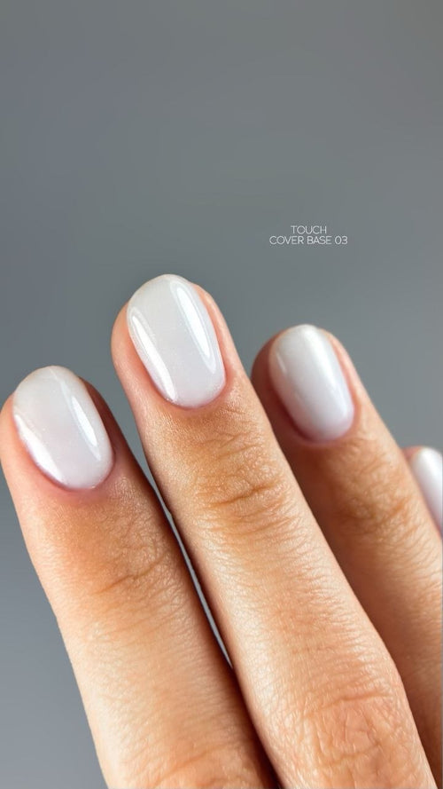Cover base 03, 13 ml