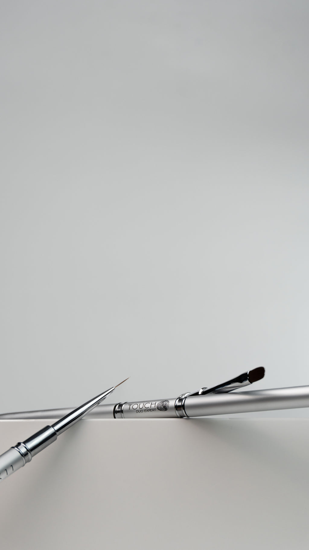 TOUCH Dual-sided Nail Brush