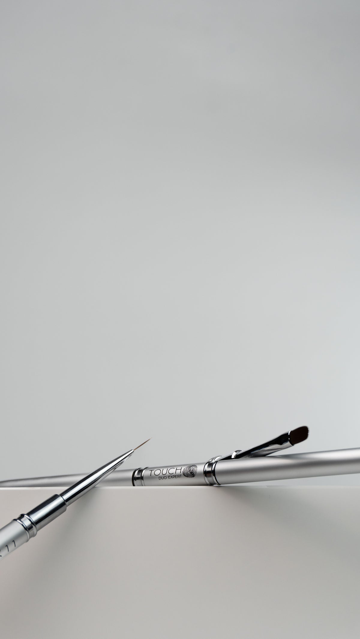 TOUCH Dual-sided Nail Brush